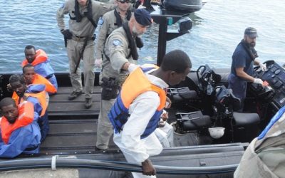 6 suspected Somali pirates held in Seychelles face 30 years in prison